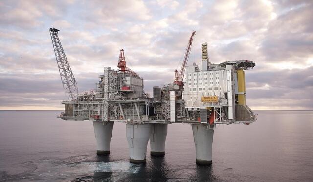 Troll oljelattform-940095188_scaled_640-1